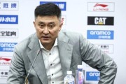 芒果体育-杜锋阴阳发言被媒体人批评，杜锋盛赞张皓嘉，张皓嘉被球迷喊MVP